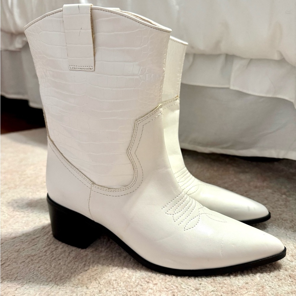 SOLD Princess Polly White Mini Cowgirl Boots
